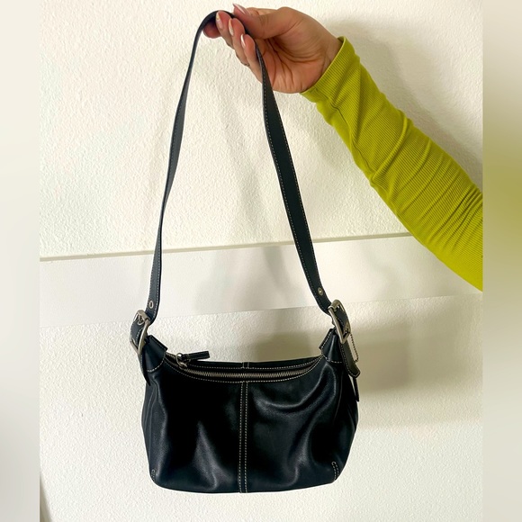 Authentic Coach purse - Picture 1 of 4